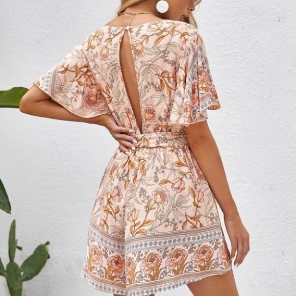 Boho Style Floral belted romper summer spring - Picture 2 of 5